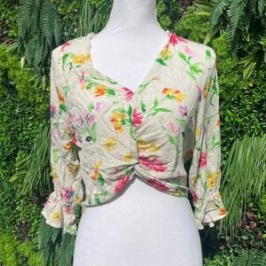 One Clothing Los Angeles Brand Size Medium cream floral print blouse Top